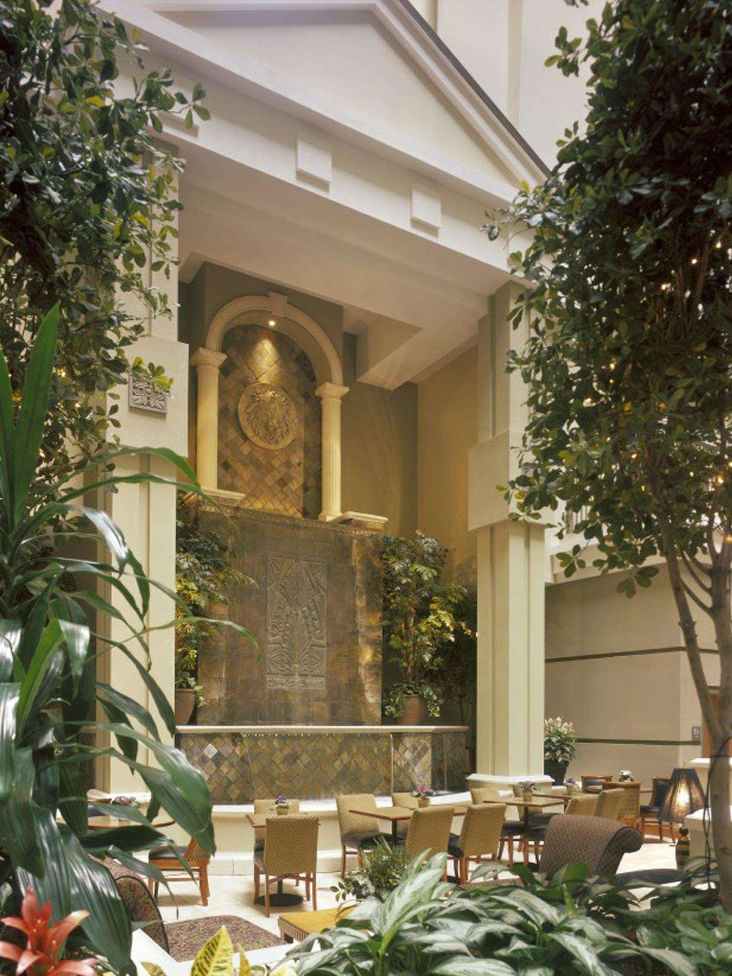 Embassy Suites Nashville - At Vanderbilt Restaurant photo